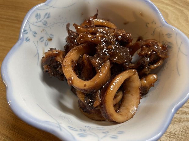 ワタまで丸ごと、ヤリイカの煮付けの作り方｜酒の肴にぴったり