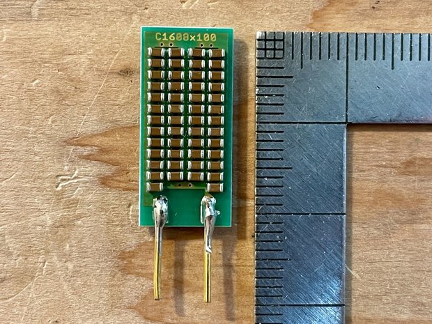 密集実装大容量キャパシタ1000uF/35V