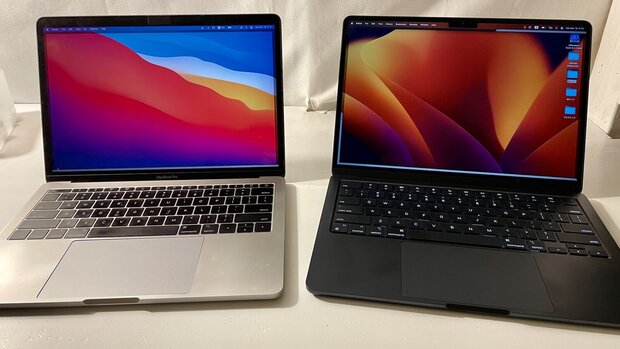 2017年モデルのMacBook Proと2022モデルのMacBook Air